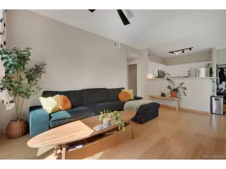 Photo #6: 7953870 Listing 