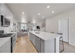 Photo #6: 7956158 Listing 