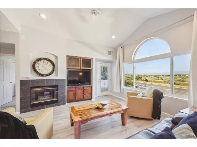 MLS: 7956858 Condo For Sale