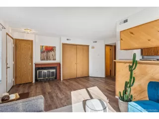 Photo #5: 7960862 Listing 