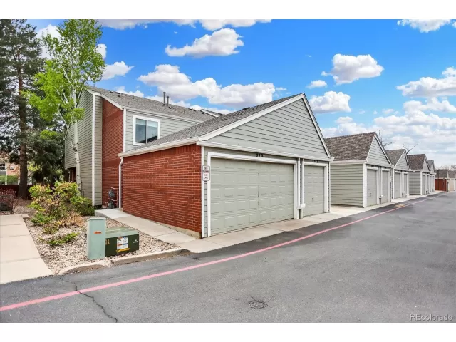 MLS: 7965820 Condo For Sale