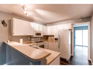 Photo #6: 7966677 Listing