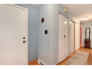 Photo #2: 7969805 Listing 