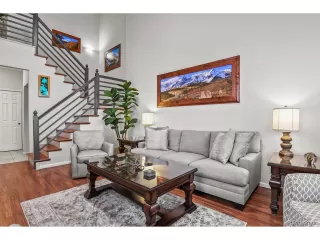 Photo #5: 7973658 Listing