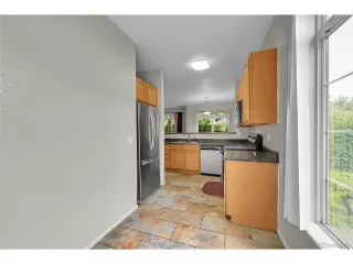 Photo #6: 7976577 Listing