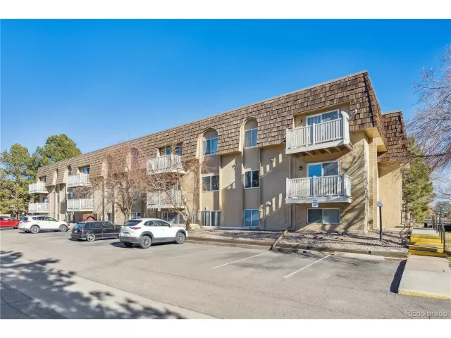 MLS: 7982910 Condo For Sale