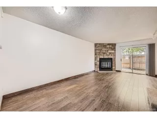 Photo #4: 7983792 Listing