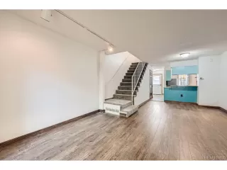 Photo #6: 7983792 Listing