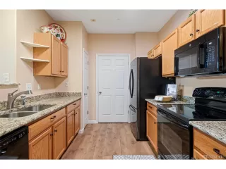 Photo #5: 7985946 Listing