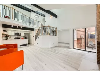 Photo #5: 7987636 Listing