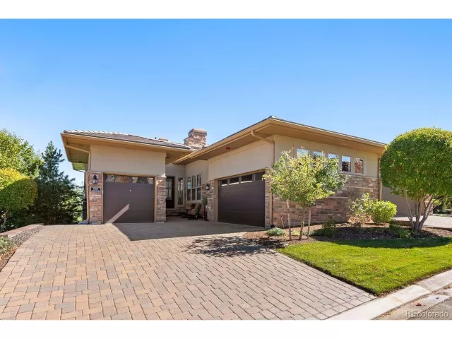 MLS: 7989551 Condo For Sale