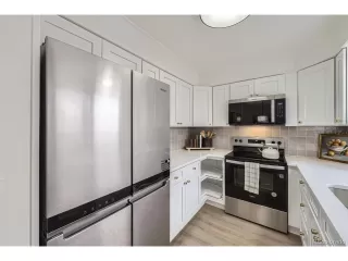 Photo #6: 7989798 Listing