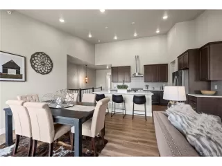 Photo #2: 7990826 Listing