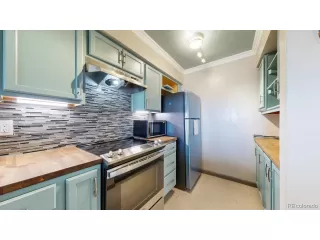 Photo #4: 7991679 Listing