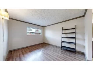 Photo #6: 7991679 Listing