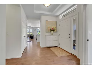 Photo #3: 7993741 Listing