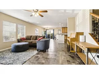 Photo #4: 7995300 Listing 