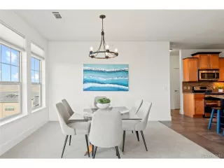 Photo #6: 7995432 Listing