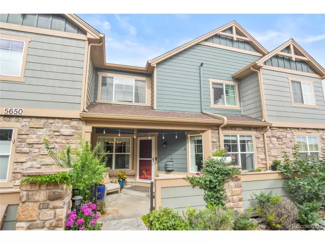 MLS: 7996146 Condo For Sale