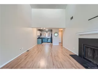 Photo #5: 7999549 Listing