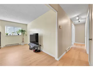 Photo #3: 7999969 Listing 