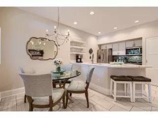 Photo #4: 8001143 Listing