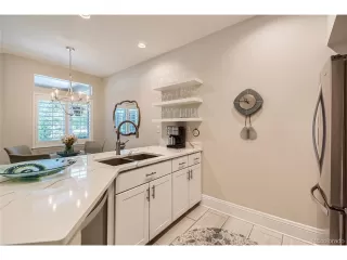 Photo #6: 8001143 Listing