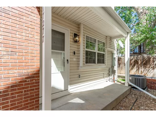 MLS: 8005232 Condo For Sale