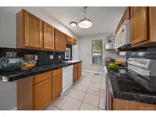 Photo #6: 8006772 Listing