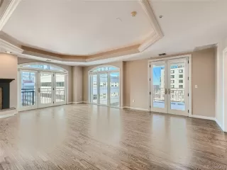 Photo #4: 8008831 Listing 