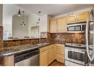 Photo #5: 8010670 Listing 