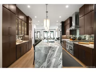 Photo #4: 8010993 Listing 