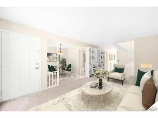 Photo #3: 8013296 Listing