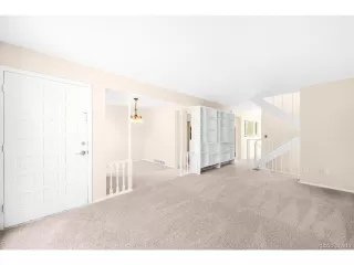 Photo #4: 8013296 Listing