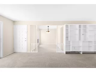 Photo #6: 8013296 Listing