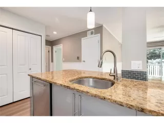 Photo #3: 8014037 Listing