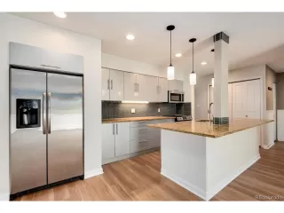 Photo #6: 8014037 Listing