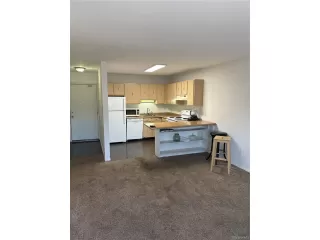 Photo #3: 8018099 Listing