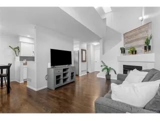 Photo #2: 8026492 Listing 