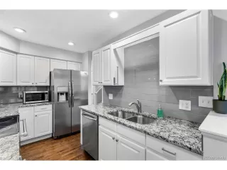 Photo #6: 8026492 Listing 