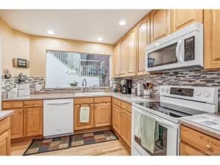 Photo #4: 8028449 Listing