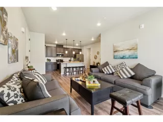 Photo #6: 8028659 Listing