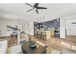 Photo #6: 8033060 Listing 