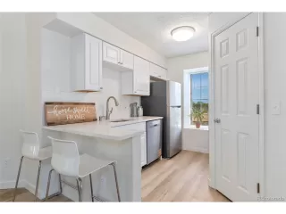 Photo #5: 8033296 Listing 