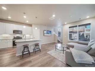 Photo #4: 8034655 Listing 