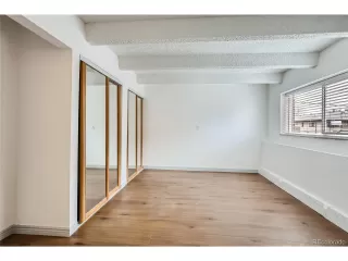 Photo #6: 8035067 Listing