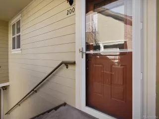 Photo #4: 8036265 Listing