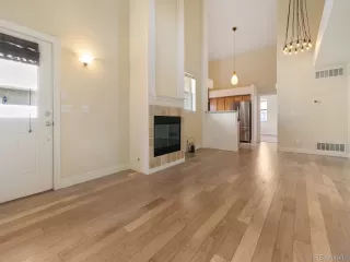 Photo #6: 8036265 Listing