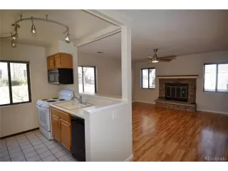 Photo #6: 8038208 Listing 