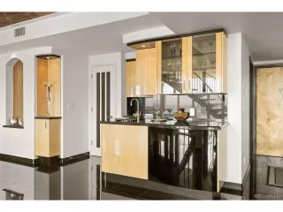 Photo #5: 8039441 Listing